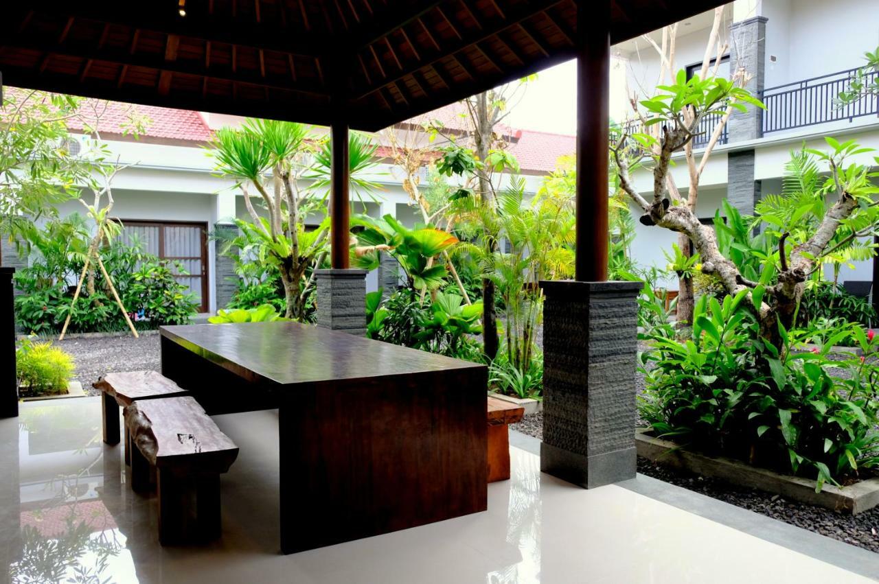 Hotel The New Moon Seminyak Exteriér fotografie